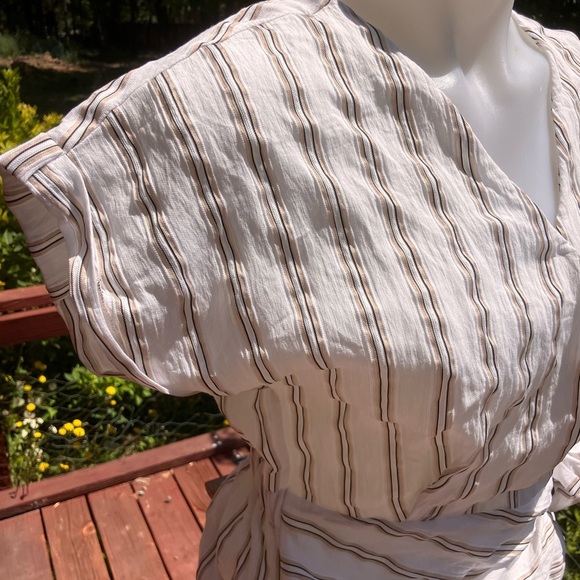 NWT Miou Muse wrap Shorts romper one piece  with front skirt size Small - Picture 3 of 12